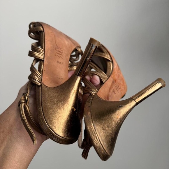 Y2K Via Spiga Gold Bronze Heel Size 8 - Picture 7 of 7